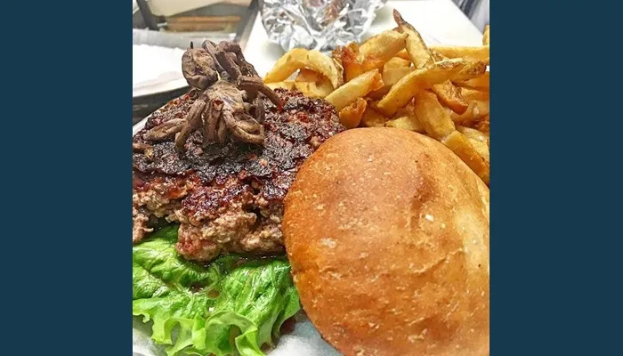 23040 tarantula burger nc image4